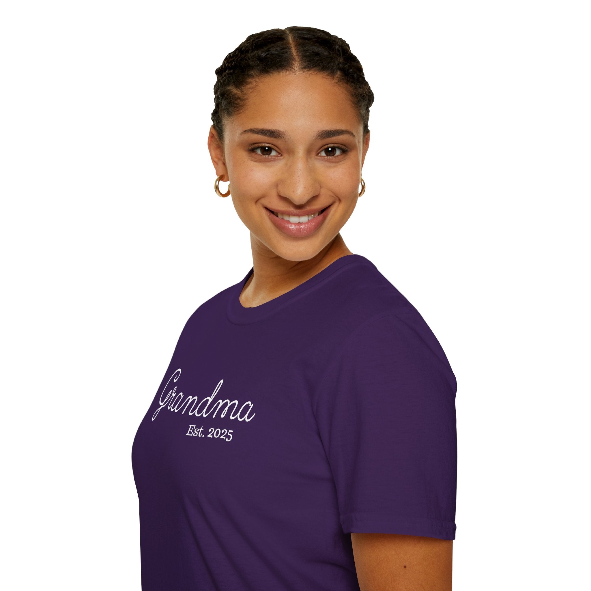 Grandma Est. 2025 T-Shirt